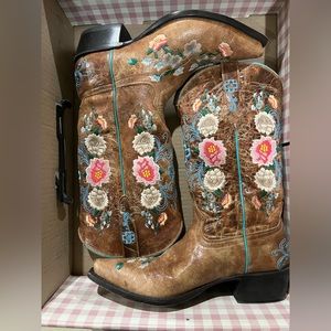 Macie Bean Rose Garden cowboy boots